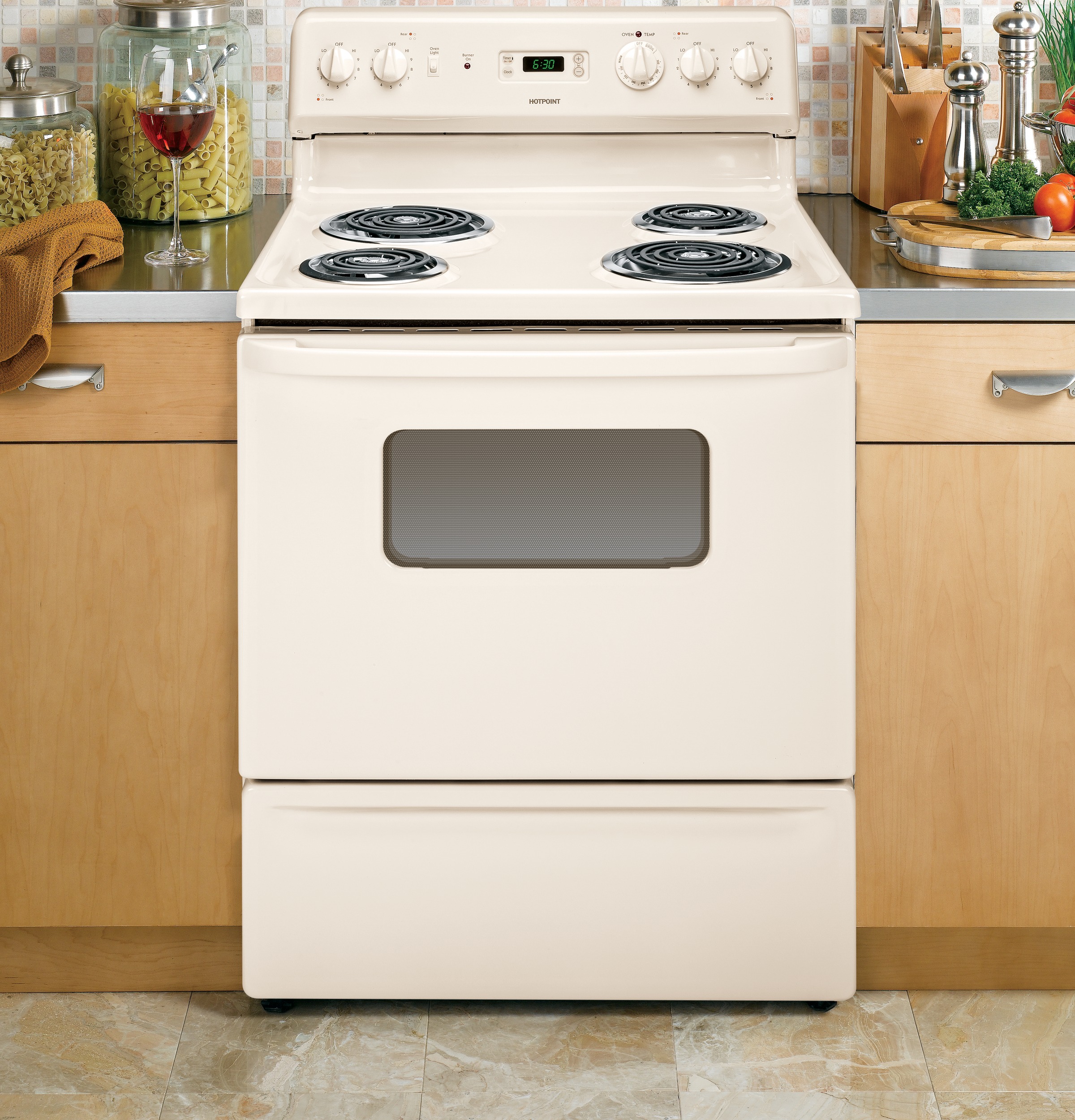 30" Free-Standing Electric Range RB526DPCC, product image 5 of 9