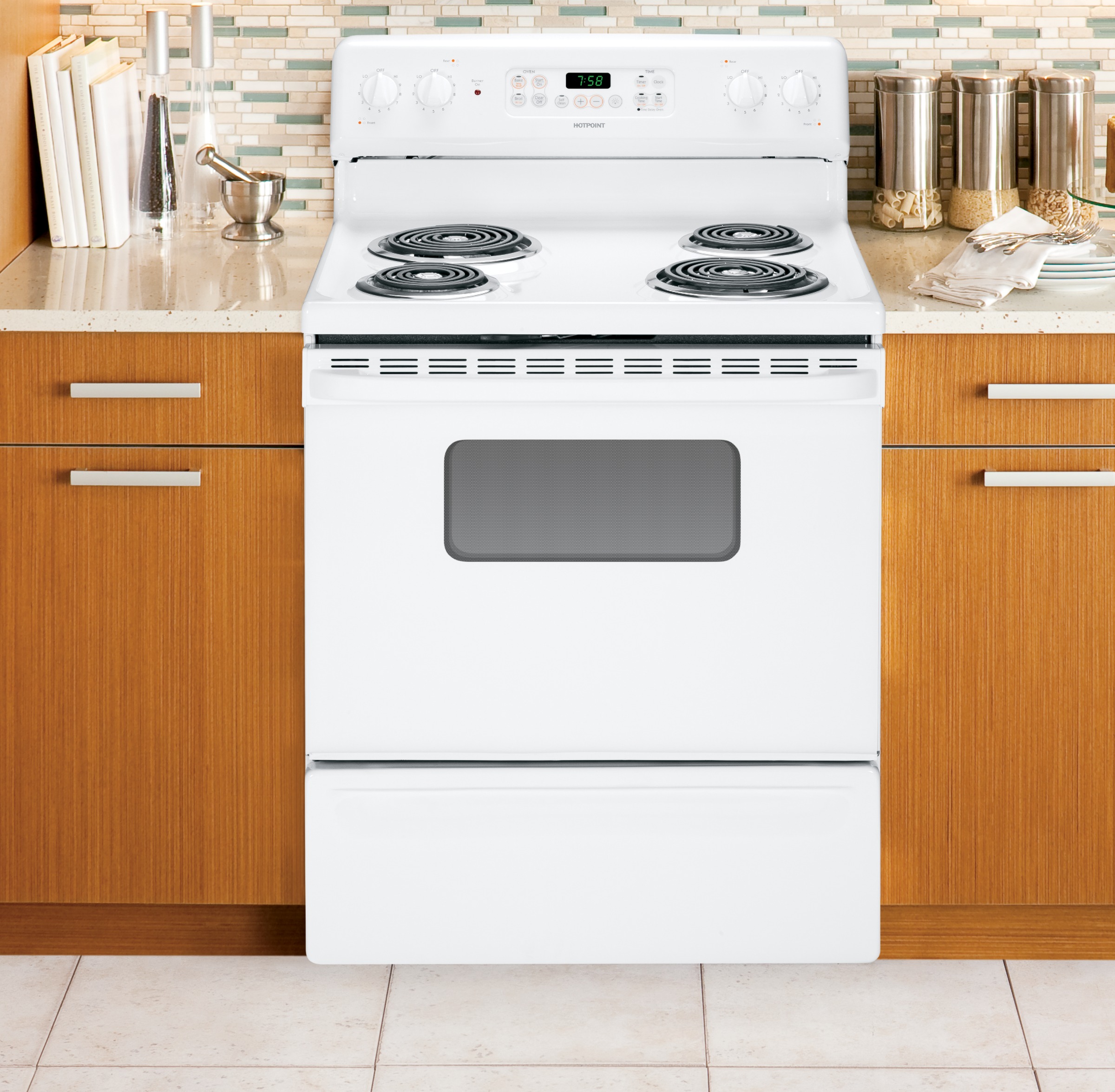 30" Free-Standing Electric Range RB758DPWW, product image 10 of 13