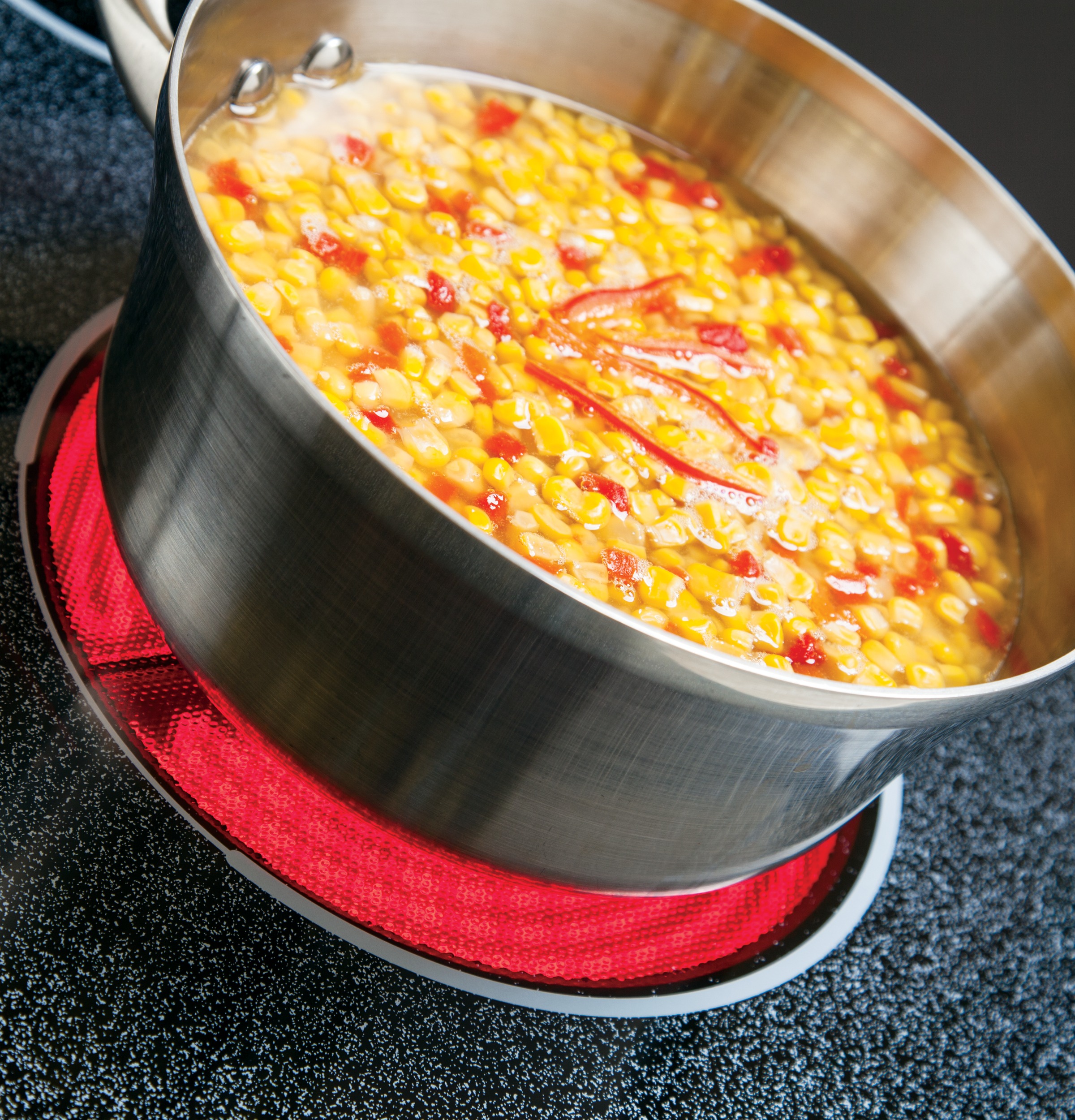 30" Free-Standing Electric Range RB780DHWW, product image 6 of 10