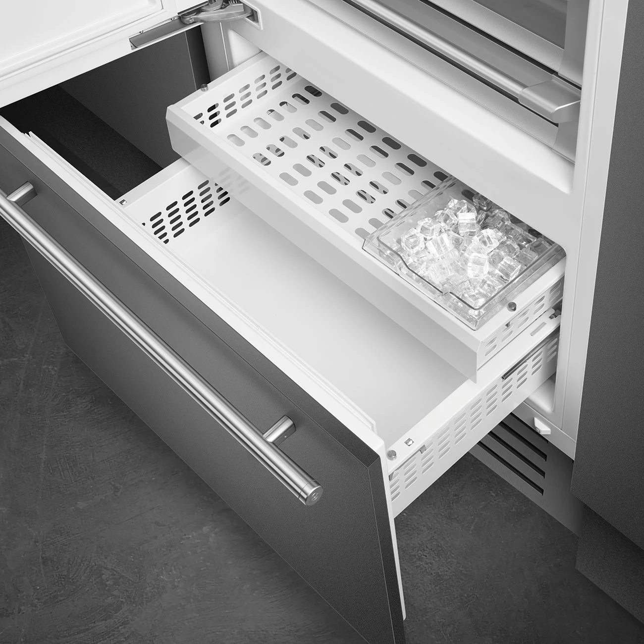 Refrigerator Universal RBMU36L