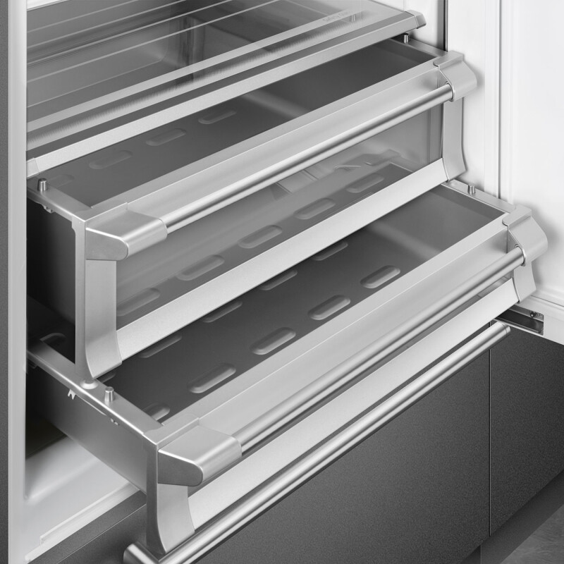 Refrigerator Universal RBMU36R