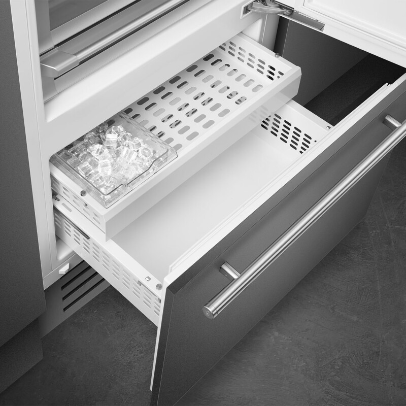 Refrigerator Universal RBMU36R