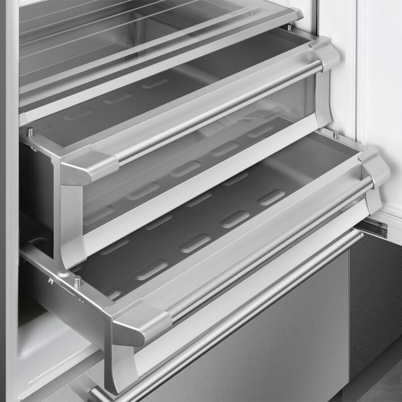 Refrigerator Universal RBMU36RX