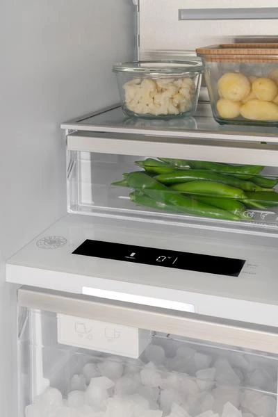 18" Built-in Freezer Column with Ice Maker REF18FCBIPRV