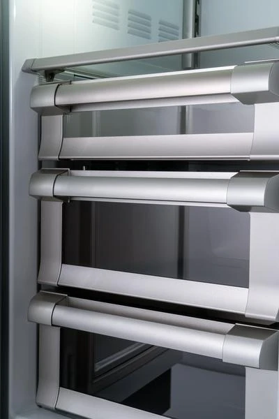 24" Built-in Refrigerator Column REF24RCPRR23