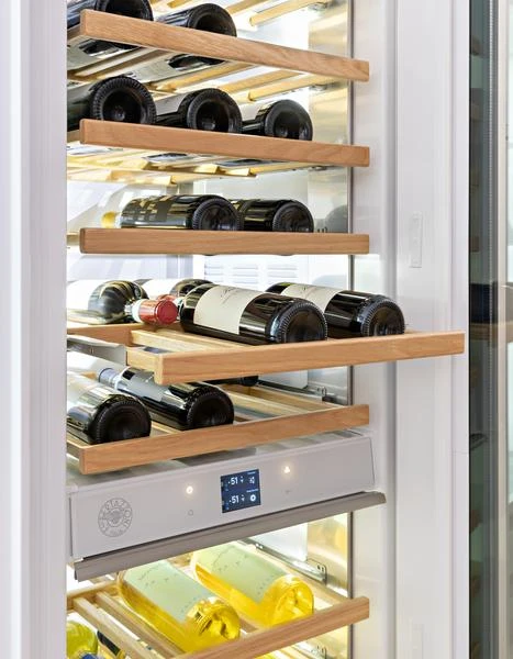 24" Built-in Wine Cellar Column REF24WCPRL23