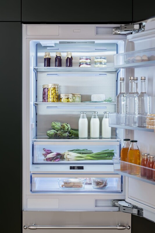 30" Built-in Bottom Mount Refrigerator with Ice Maker view 4