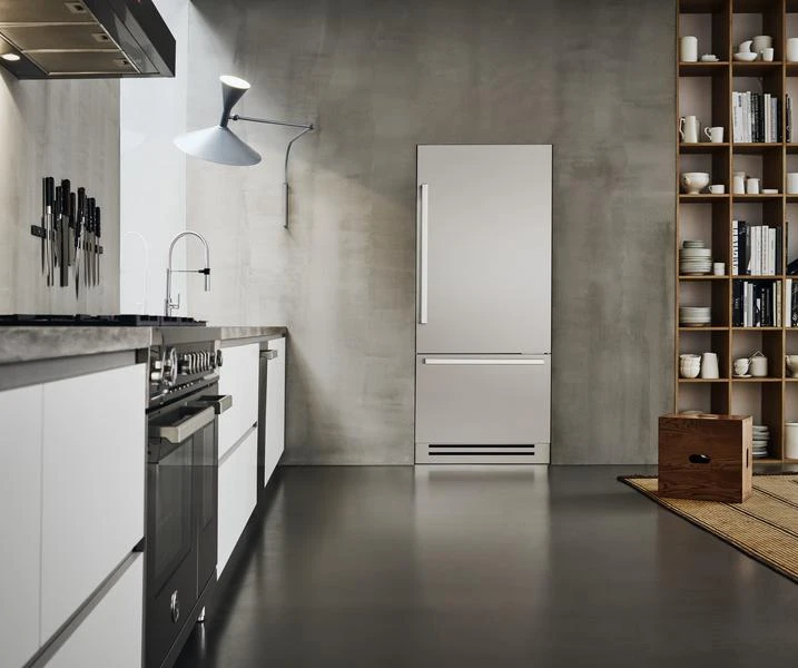 36" Built-in Bottom Mount Refrigerator with Ice Maker REF36BMBIXRT