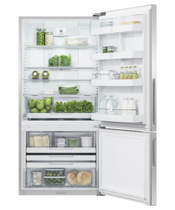 Freestanding Refrigerator Freezer, 32", 17.5 cu ft view 2