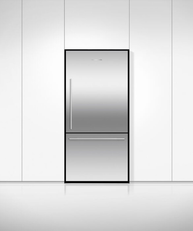 Freestanding Refrigerator Freezer, 32", 17.1 cu ft view 3