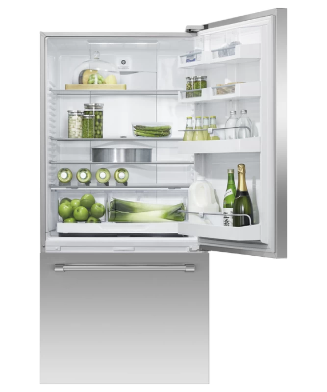 Freestanding Refrigerator Freezer, 32", 17.1 cu ft, Ice & Water RF170WRKUX6
