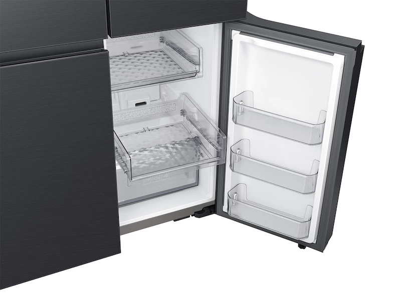 Bespoke Counter Depth 4-Door Flex Refrigerator (23 cu. ft.) RF23A9675MTAA