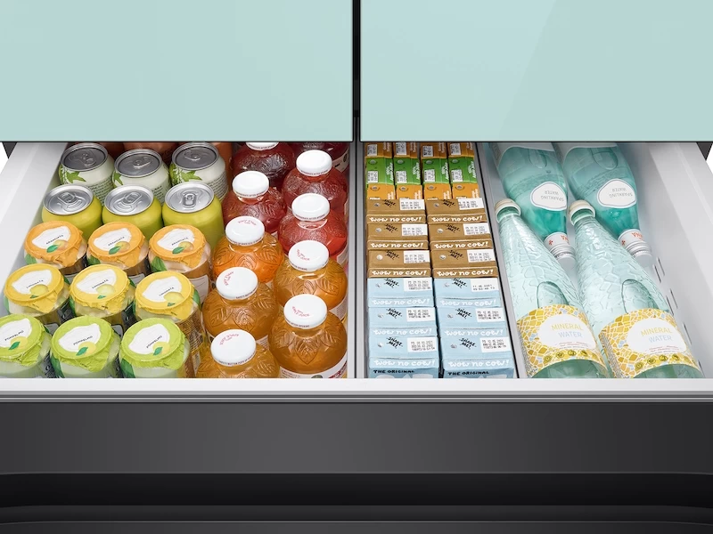 Bespoke 4-Door French Door Refrigerator (23 cu. ft.) with Beverage Center RF23BB86004MAA