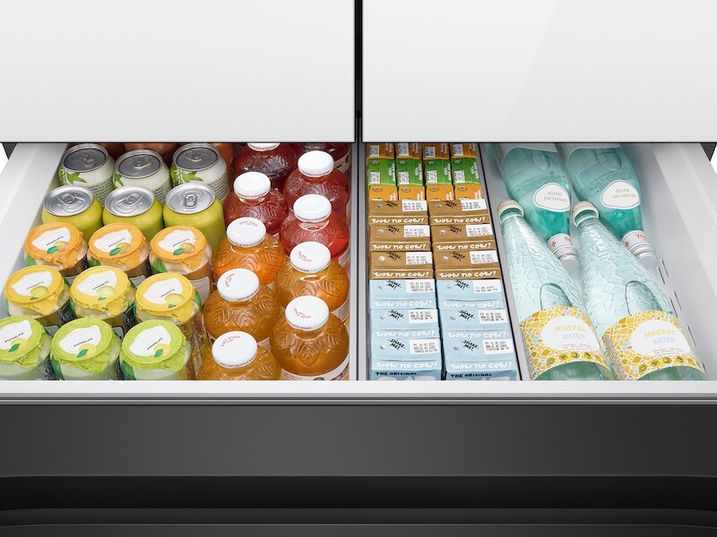 Bespoke 4-Door French Door Refrigerator (23 cu. ft.) with Customizable Door Panel Colors and Beverage Center RF23BB8600APAA