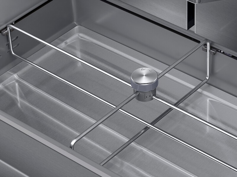 22 cu. ft. Family Hub™ Counter Depth 4-Door French Door Refrigerator in Stainless Steel RF23M8590SR