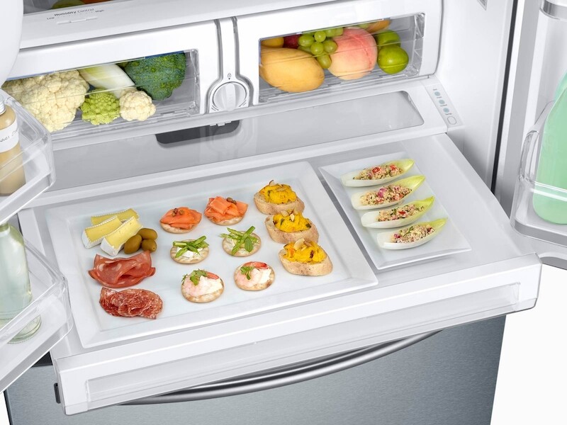 26 cu. ft. 3-Door French Door Refrigerator with CoolSelect Pantry™ in Stainless Steel RF26J7500WW