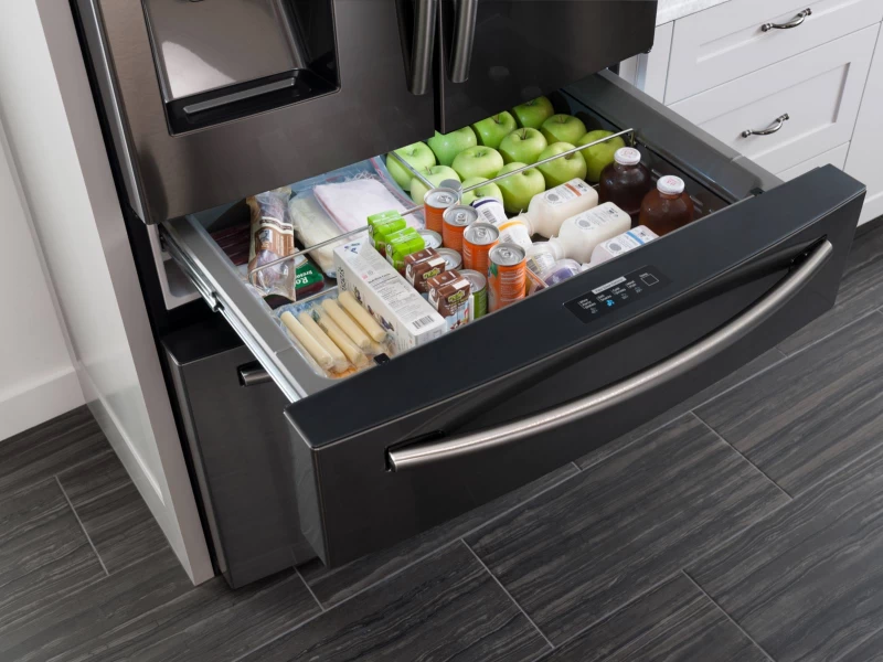 28 cu. ft.Food Showcase 4-Door French Door Refrigerator RF28JBEDBSGAA