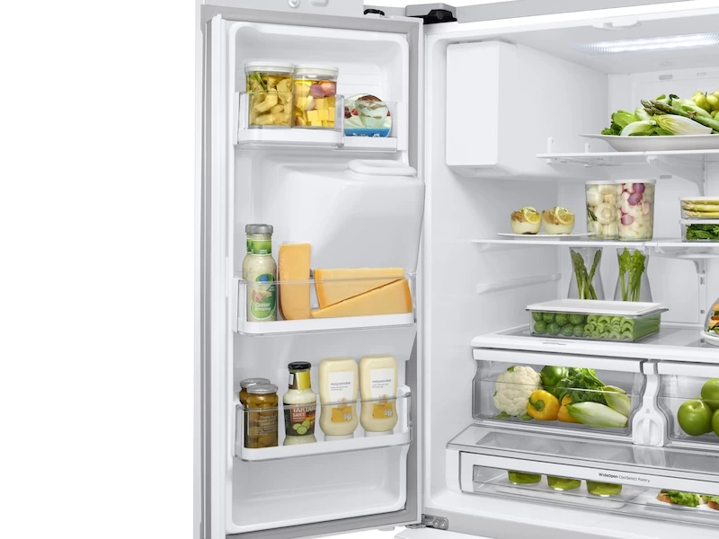 28 cu. ft. 3-Door French Door, Full Depth Refrigerator with CoolSelect Pantry™ in White RF28R6202WWAA