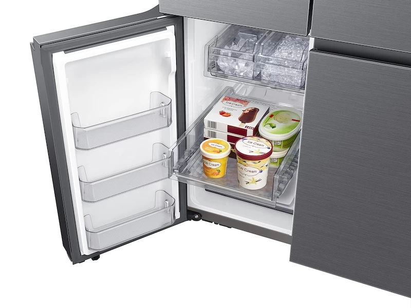 29 cu. ft. Smart 4-Door Flex™ Refrigerator with Beverage Center and Dual Ice Maker in Black Stainless Steel RF29A9671SGAA