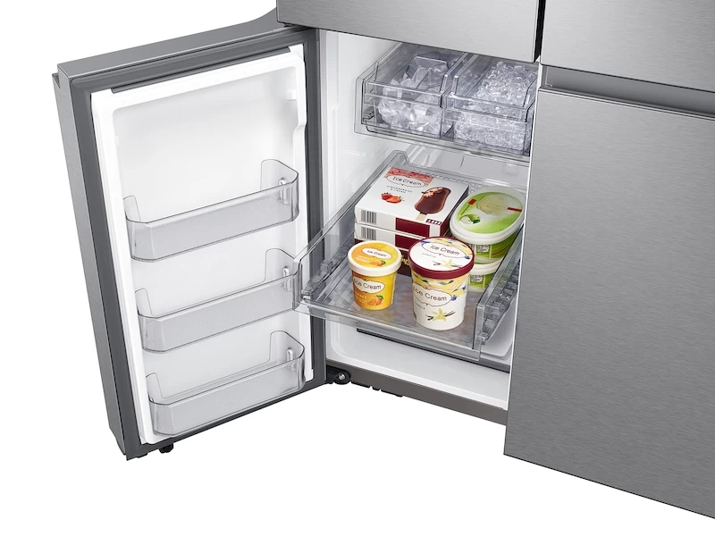 29 cu. ft. Smart 4-Door Flex Refrigerator with Beverage Center and Dual Ice Maker RF29A9671SRAA
