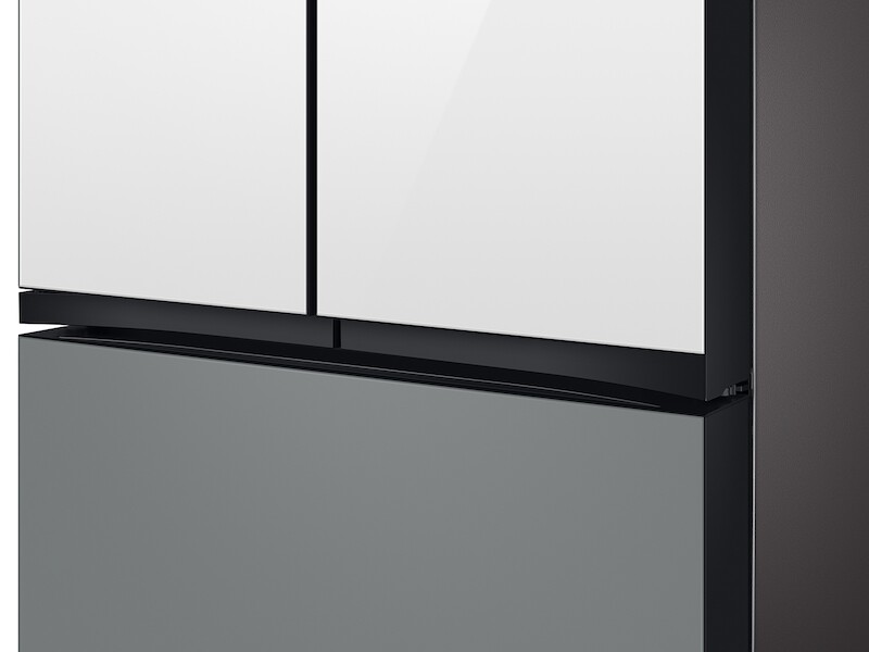 Bespoke 3-Door French Door Refrigerator (30 cu. ft.) – with Family Hub Panel RF30BB6900AWAA, product image 7 of 11