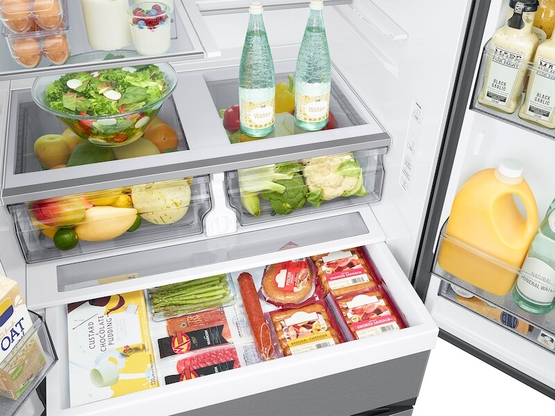 31 cu. ft. Mega Capacity 4-Door French Door Refrigerator with Dual Auto Ice Maker in Stainless Steel RF31CG7200SR