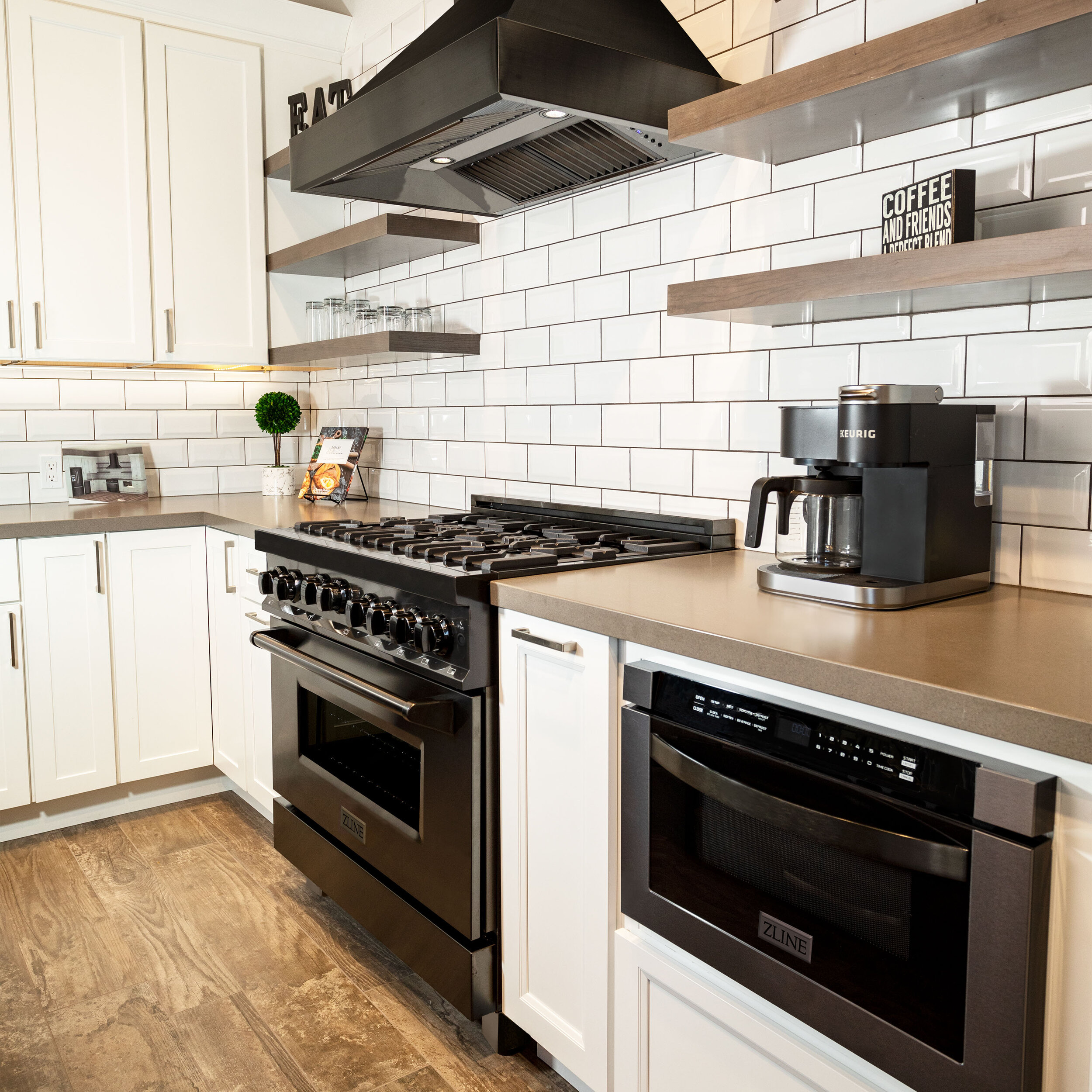 36" 4.6 cu. ft. Gas Range with Convection Gas Oven RGBBR36, product image 2 of 3