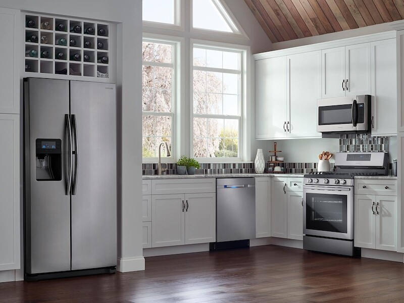 25 cu. ft. Food Showcase Side-by-Side Refrigerator with Metal Cooling RH25H5611SR