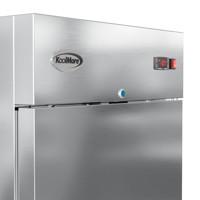29 in. Commercial Stainless Steel Solid Half Door Reach-In Freezer 23 cu. ft RIF1DSSHD