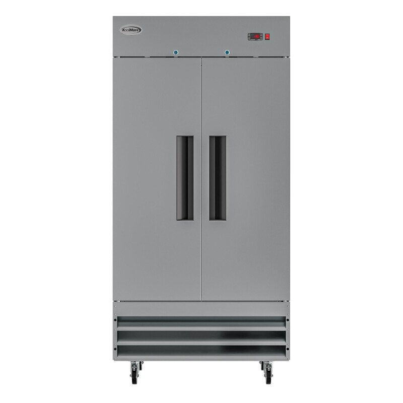 39 in. Commercial Stainless Steel 2-Door Reach-In Freezer, 30 cu. ft RIF2DSS35C