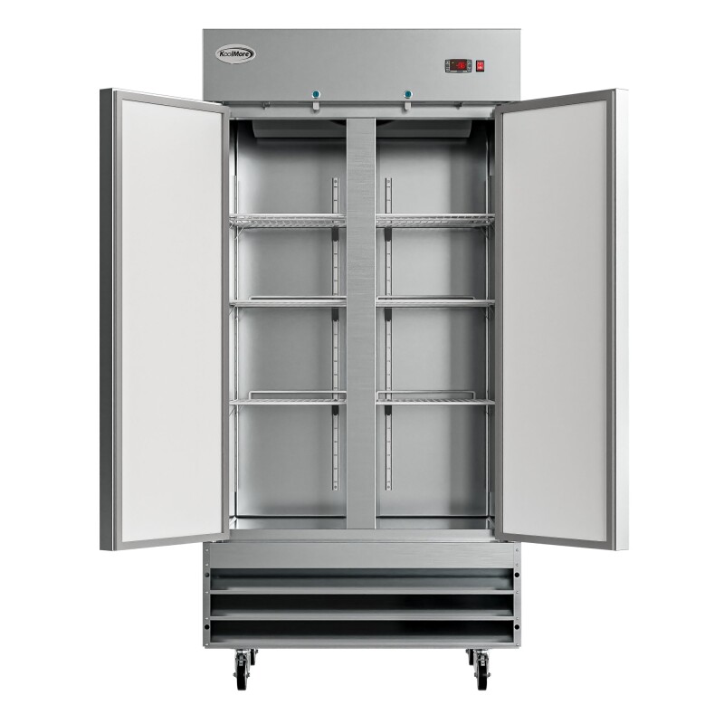39 in. Commercial Stainless Steel 2-Door Reach-In Freezer, 30 cu. ft RIF2DSS35C