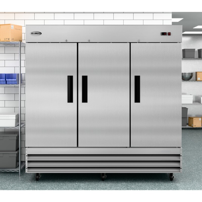82 in. Three-Door Reach-In Freezer 72 cu ft RIF3DSS