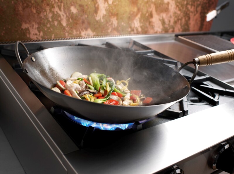 36″ Nova (RNB) Series Range with 12″ Charbroiler RNB364CBV2