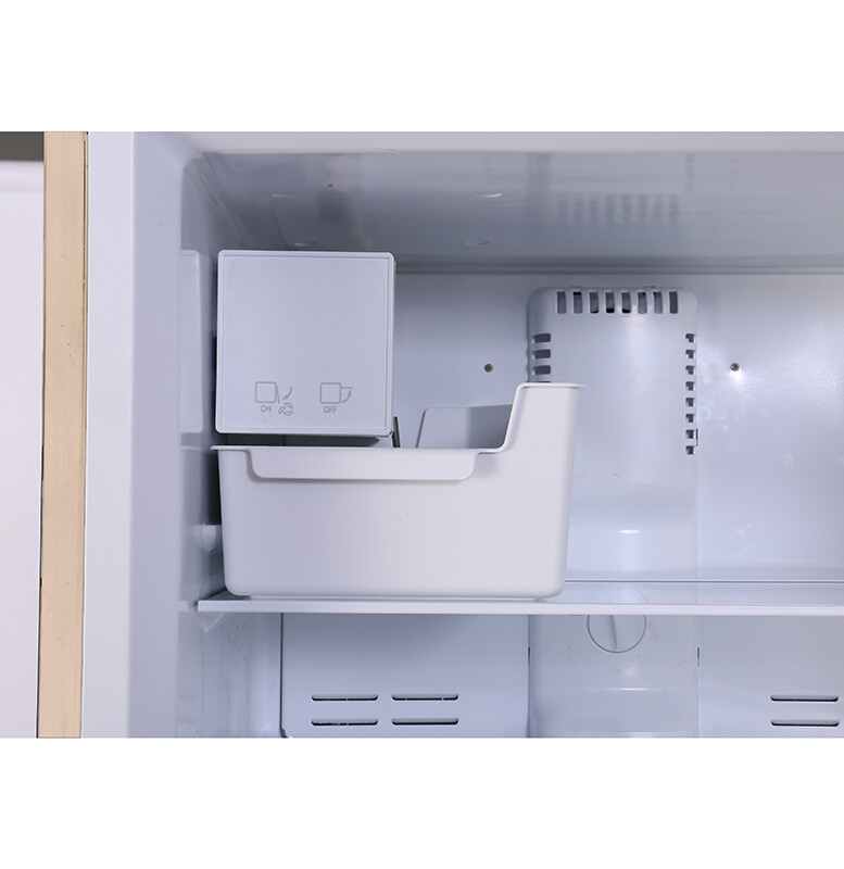 Conserv 30in RETRO Refrigerator 18cf Top Mount FACTORY INSTALLED ICE MAKER 110V Handle RRFI18C