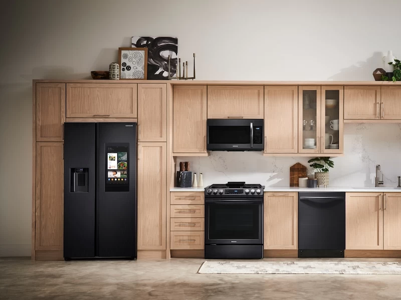 26.7 cu. ft. Large Capacity Side-by-Side Refrigerator with Touch Screen Family Hub RS27T5561SGAA