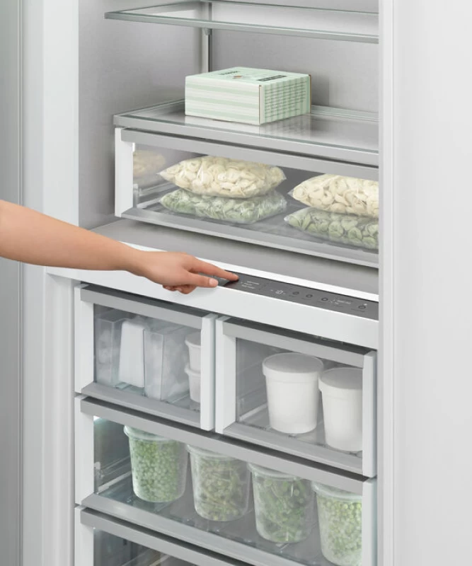 30" Series 9 Integrated Column Freezer, Ice RS3084FLJK1