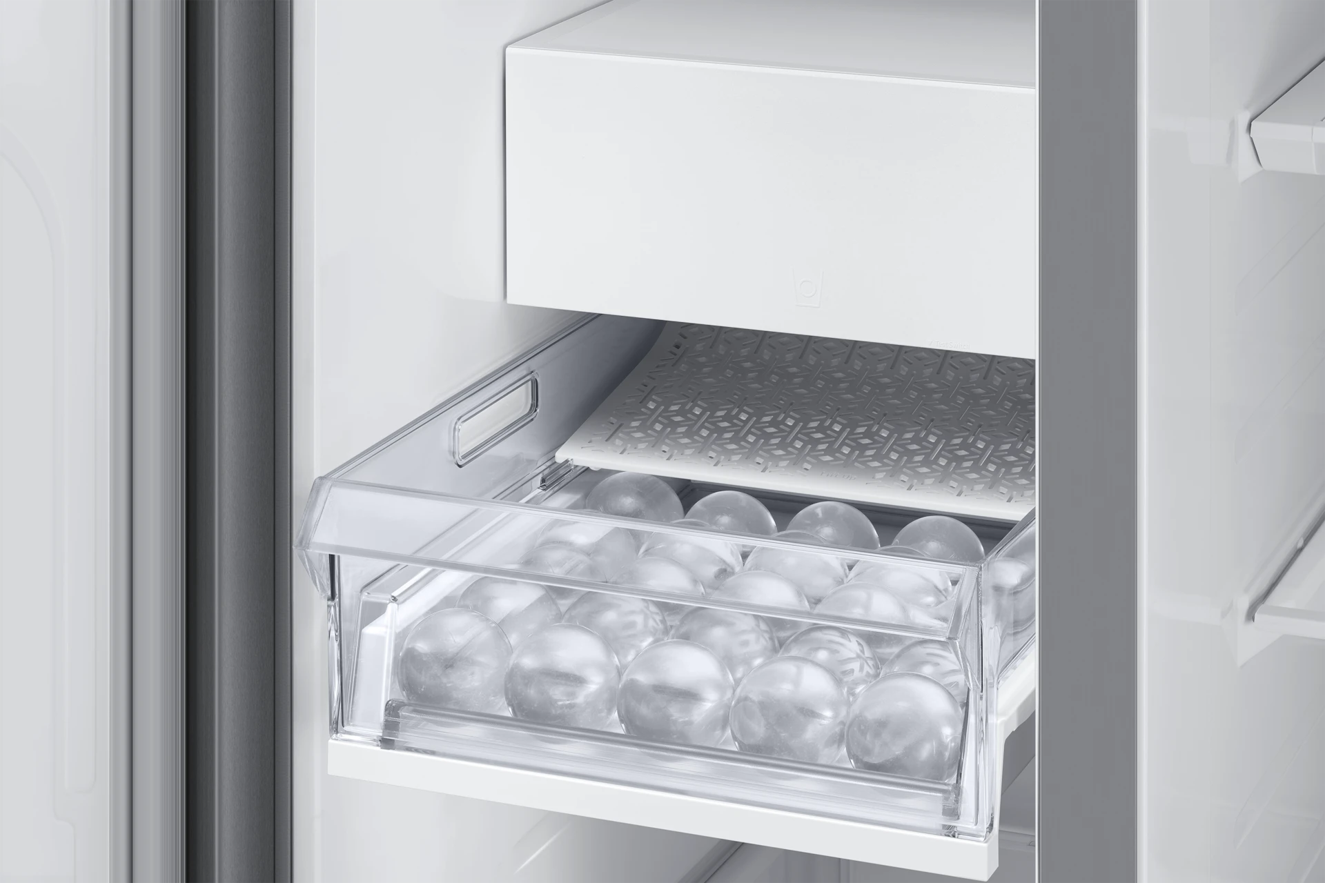 Bespoke AI Side-by-Side Sphere Ice™ | External Water & Ice Dispenser 27 cu.ft. RS70H27SDRAA