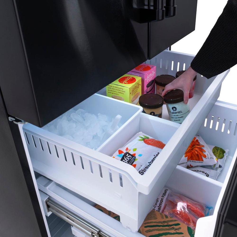 36 In. 28.9 Cu. Ft. Standard-depth French Door External Water Dispenser Refrigerator With Dual Ice Maker In Fingerprint-resistant Black Stainless Steel RSMW36BS