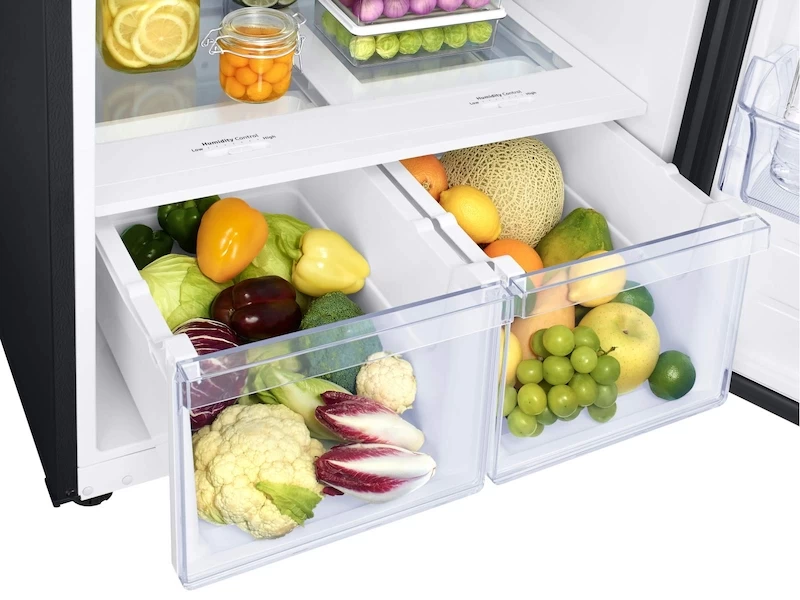 21 cu. ft. Top Freezer Refrigerator with FlexZone and Ice Maker RT21M6215SGAA