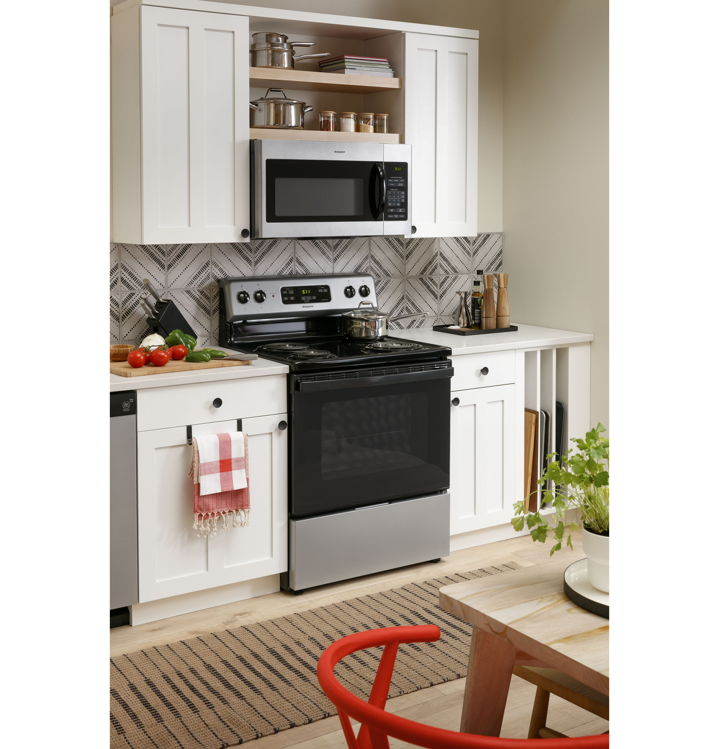 Hotpoint® 1.6 Cu. Ft. Over-the-Range Microwave Oven RVM5160MPSA