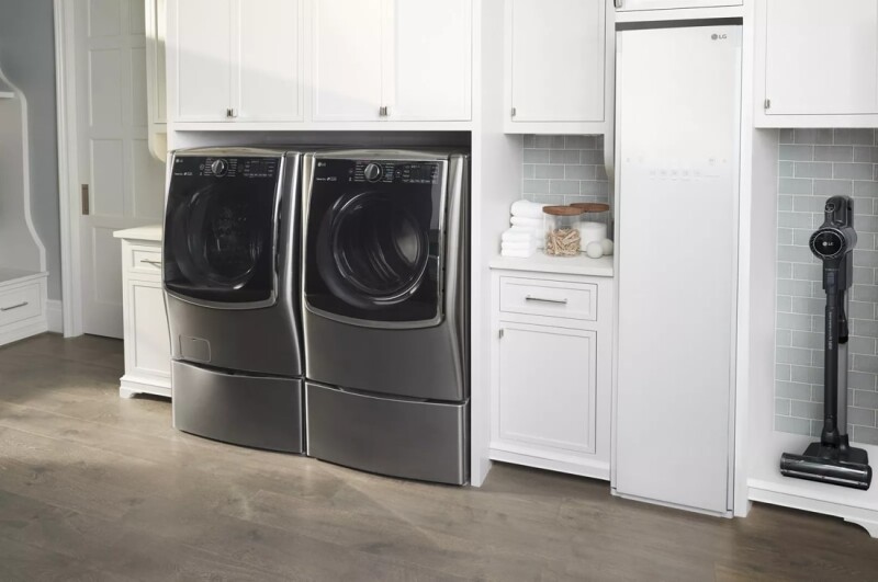 LG Styler® Smart wi-fi Enabled Steam Closet with TrueSteam® Technology and Exclusive Moving Hangers view 4