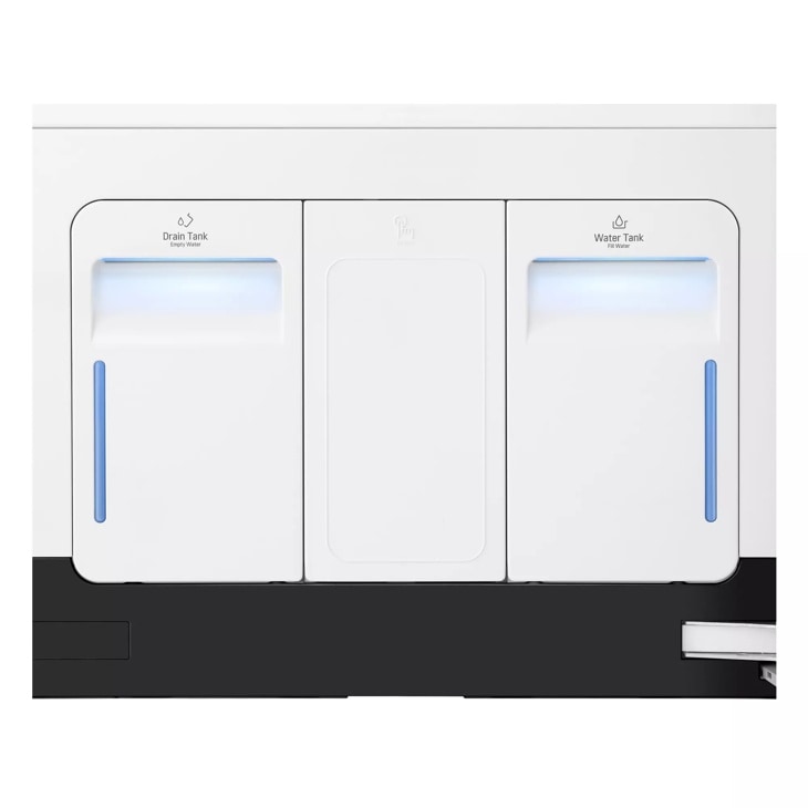 LG Styler® Steam Closet with TrueSteam® Technology and Exclusive Moving Hangers view 2