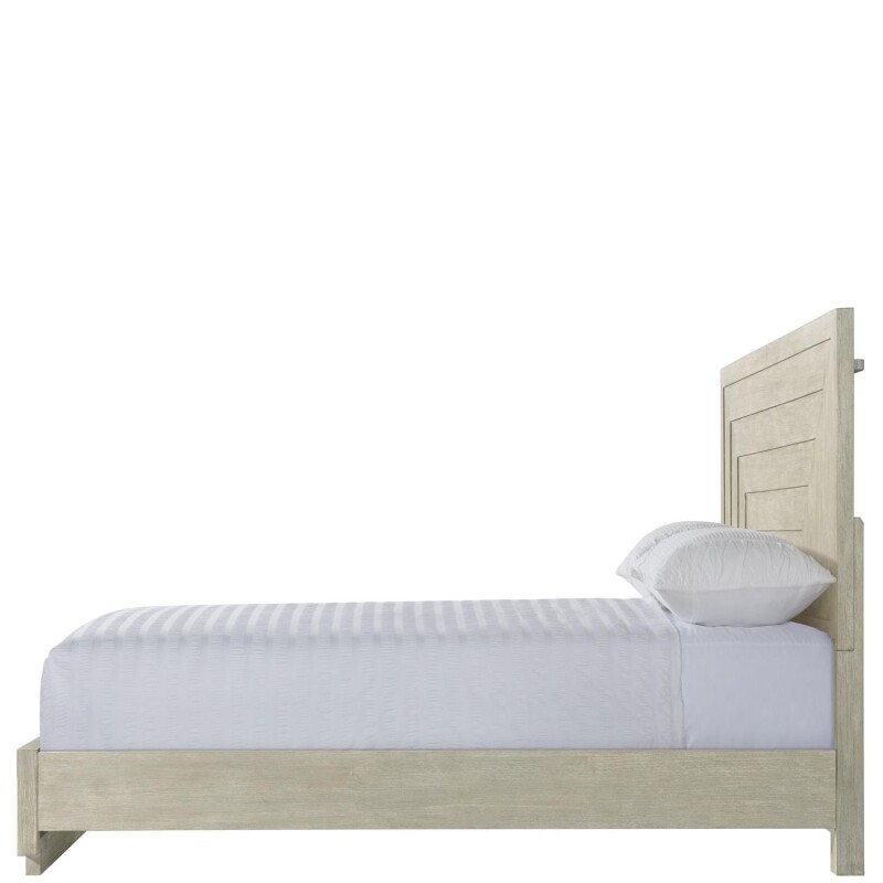 Cascade Dovetail King Panel Bed S689