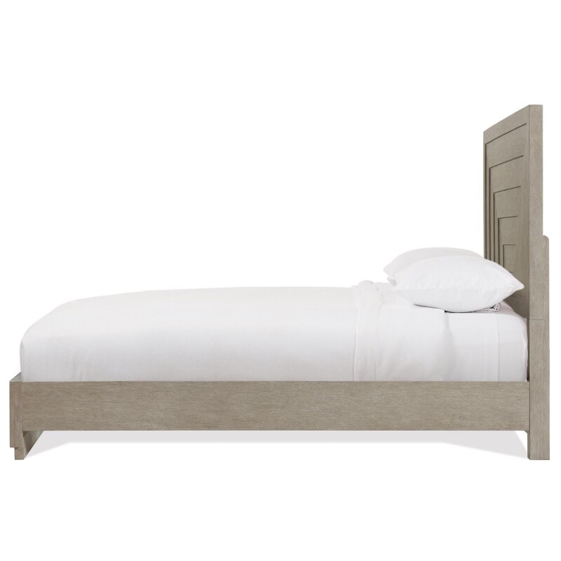 Cascade Dovetail Queen Illuminated Panel Bed S719