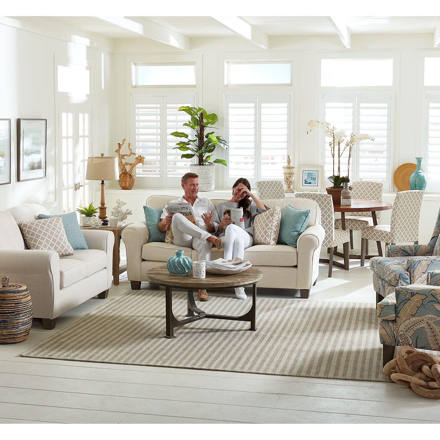 Annabel - Tradtional, Stationary Sofa - S80R S80R