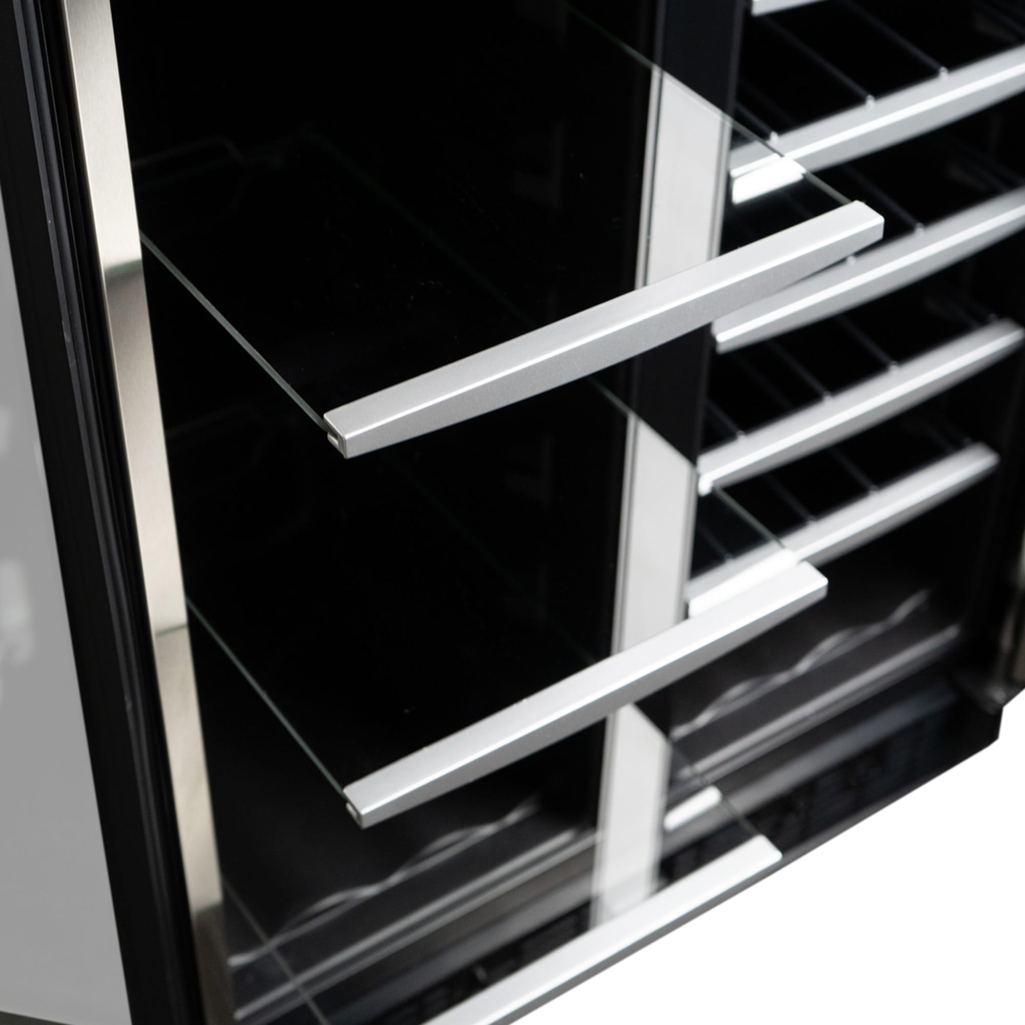 24″ Built-in Beverage Center SBC051D1BSS
