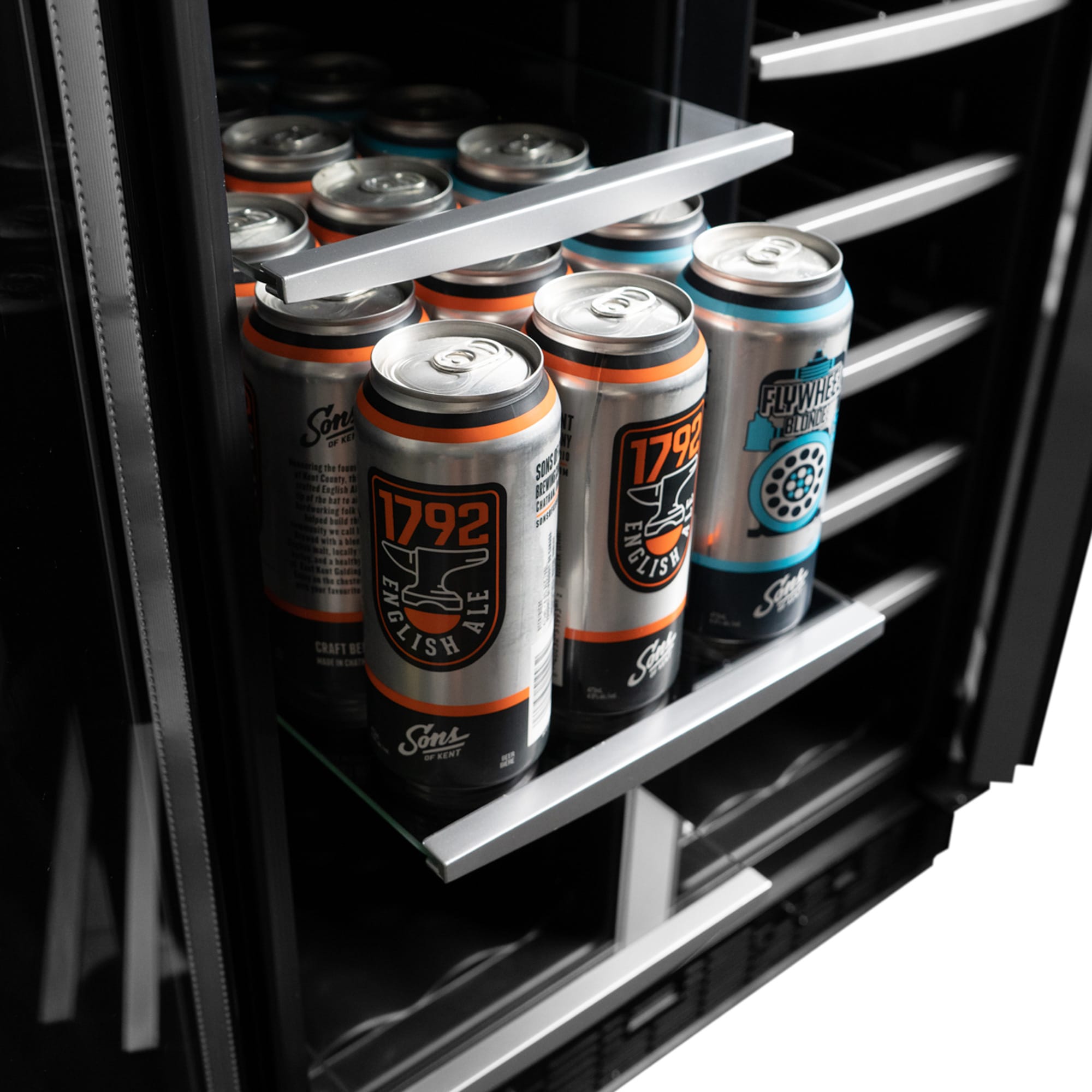24″ Built-in Beverage Center SBC051D1BSS