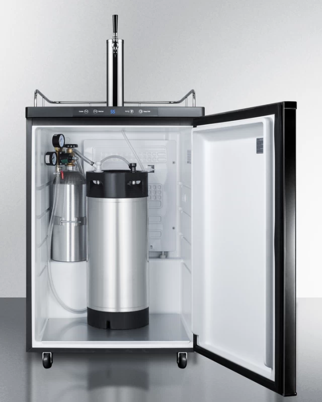24" Wide Cold Brew Coffee Kegerator SBC635MCF