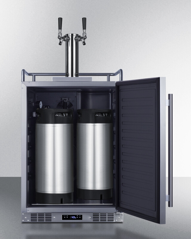 24" Wide Built-In Cold Brew Coffee Kegerator SBC682CFTWIN