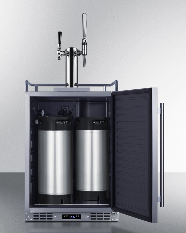24" Wide Built-In Cold Brew/Nitro Coffee Kegerator SBC682CMTWIN